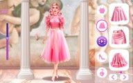 Barbiecore Asthetics: Dress Up