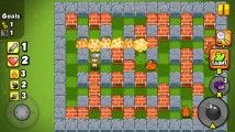 Bomber Friends: Bombing Maze Gameplay